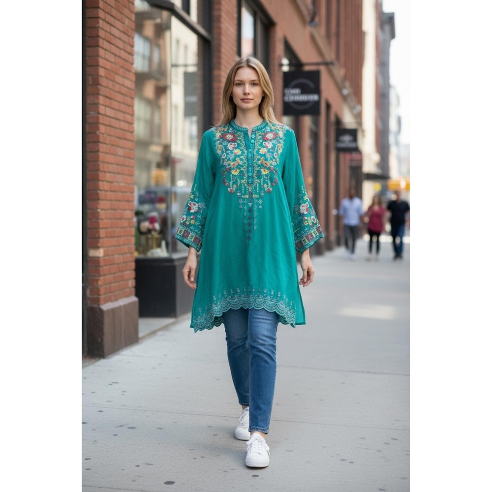Johnny Was Women's Embroidered Floral Eyelet Tunic Top Teal - Small Boho Chic